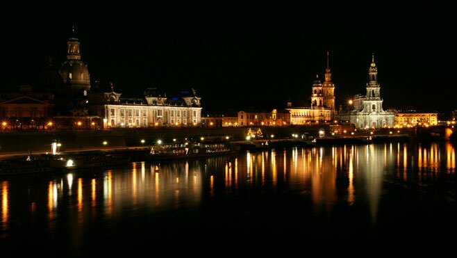 Дрезден, Набережная Эльбы ночью